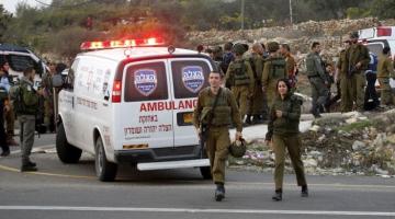 إصابة فلسطيني برصاص الاحتلال بزعم تنفيذ عملية دهس قرب الخليل