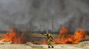 17 حريقاً بمغتصبات "غلاف غزة" بفعل البالونات الحارقة