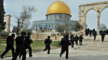 العدو يسمح بـ "قنص" راشقي الحجارة بالقدس