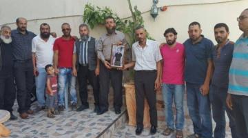 وفد من الجهاد يقوم بجولة تفقدية لذوي الأسرى بطمون