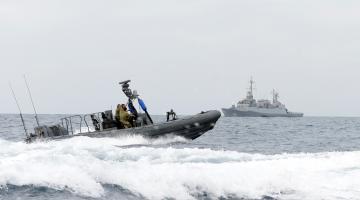 الاحتلال يُطلق النار صوب الصيادين والمزارعين جنوب القطاع