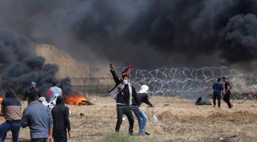 شهيد وإصابات وحرق برج عسكري بمواجهات جمعة العودة الـ 24 بغزة 