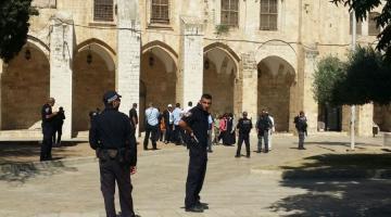 مستوطنون يقتحمون المسجد الأقصى المبارك