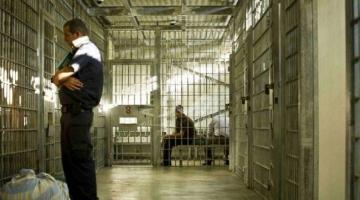 سبعة أسرى يواصلون الإضراب عن الطعام في سجون الاحتلال