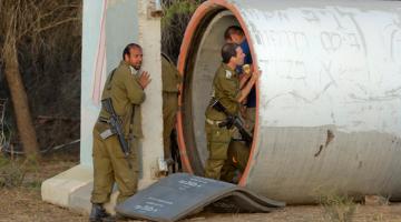 العدو يلغي الدراسة في تل أبيب ويفتح الملاجئ في ديمونا خشية صواريخ السرايا