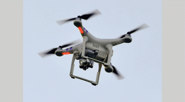 العدو يزعم تطوير منظومة لاعتراض الطائرات المسيرة بأشعة الليزر 