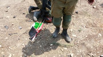 الاحتلال يعتدي بوحشية على مسن فلسطيني بطولكرم