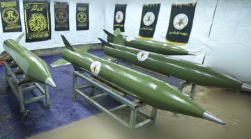 رشقات من صواريخ البدر 3 المطور صوب عسقلان وسديروت