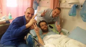 الخليل: إطلاق فعاليات التضامن مع الصحفي محمد القيق