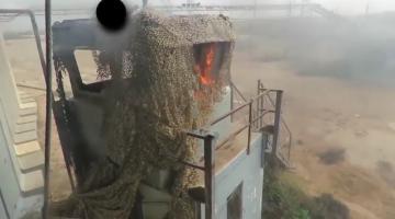 شبان يحرقون دشمتين لجيش العدو شرق قطاع غزة