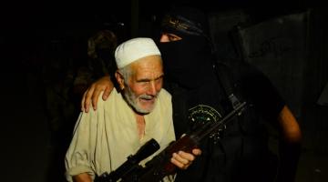 صور.. سرايا القدس تزور عوائل ثلة من شهداء البنيان المرصوص بذكراهم