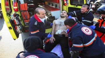 إصابة شرطي صهيوني دهساً  في الخليل