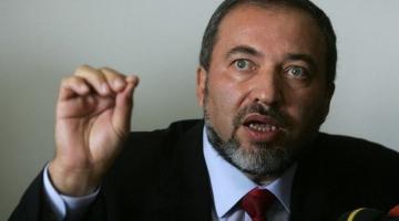 ليبرمان: رصدنا مبالغ طائلة لتحصين مستوطنات غلاف غزة