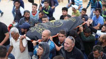 صور.. القدس تُشيع جثماني شهيديها الشقيقين طه