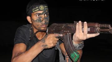 «قناديل القدس» محمود حتحت