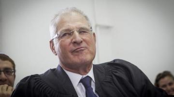 الشرطة الصهيونية تطلب التحقيق مع محامي نتنياهو