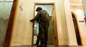 الاحتلال يأخذ مقاسات منزل منفذ عملية "كريات أربع"