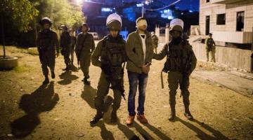 الاحتلال يشن حملة اعتقالات واسعة في الضفة والقدس