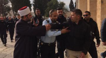 الاحتلال يبعد 23 مواطناً عن الأقصى لفترات متفاوتة