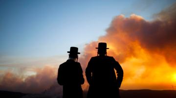 موجة الحر تعرقل حركة الطيران وتتسبب بحرائق متفرقة بـ "إسرائيل"