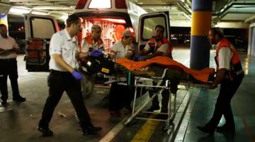 إصابة صهيونيين في عملية طعن بالقدس واستشهاد المنفذ