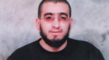 الاحتلال يجدد الادارى للأسير رائد العملة 6 أشهر جديدة