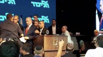 صواريخ المقاومة تحرج رئيس وزراء الكيان الصهيوني