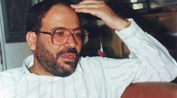 "للشقاقي" .. عشق وشوق ووفاء