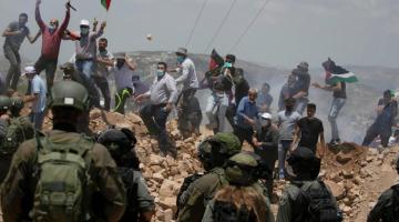 إصابتان برصاص الاحتلال في كفر قدوم وتدمير خط مياه رئيسي في البلدة