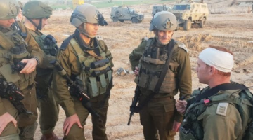 الضابط الذي أصيب في عملية القنص على حدود غزة يعود للعمل