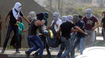 اصابة شاب برصاص الاحتلال وآخرين بالاختناق خلال مواجهات في طوباس