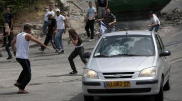 شبان يرشقون مركبات المغتصبين بالحجارة شرق نابلس