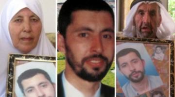 صور.. "الإعلام الحربي" في بيت الشهيد القائد نعمان طحاينة بذكراه