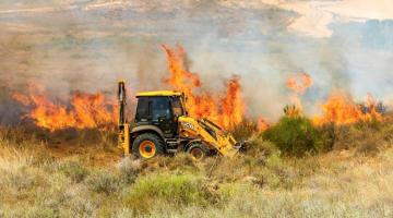 منظومة الاحتلال الليزرية تفشل في منع الحرائق بغلاف غزة