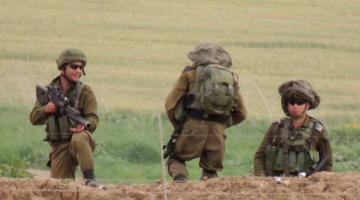 الجيش الصهيوني متخوف من نيران القناصة على حدود غزة