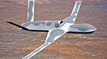 "إسرائيل" تقصف طائرة استطلاع لها سقطت في لبنان