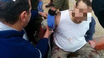 طعن حارس صهيوني والاستيلاء على سلاحه بالعفولة