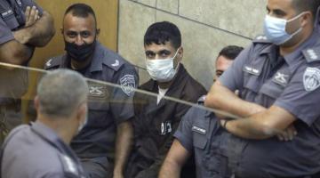 الأسير «محمود عارضة» قائد عملية انتزاع الحرية يوجه رسالة لوالدته