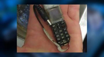 مسئول سجن صهيوني سابق: "أوقفوا تهريب الجوالات"