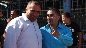 الأسير القيادي "طارق قعدان" يتنسم عبير الحرية