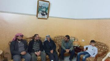 الجهاد تزور منزل الشهيد إياد الحردان ومنزل الأسير ثابت مرداوي بجنين