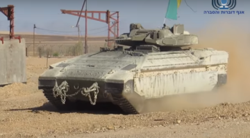 جيش الاحتلال يُطور ناقلة جُند للقتال بالمناطق السكنية