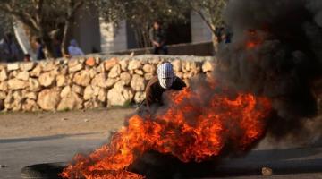 حصاد الجمعة: 3 شهداء وعشرات الجرحى بمواجهات الضفة وغزة