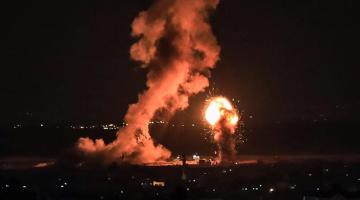 طائرات العدو تقصف موقعين للمقاومة غرب خانيونس