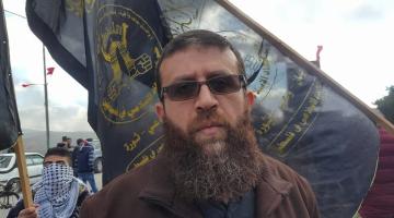 وفد من الجهاد يزور منزل الأسير خضر عدنان في جنين