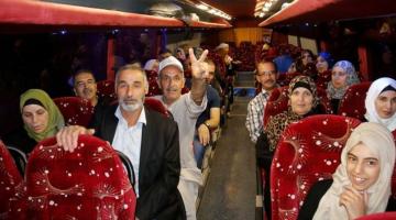 الاحتلال يمنع عدداً من عوائل شهداء الخليل من أداء العمرة