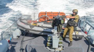 بحرية الاحتلال تستهدف مراكب الصيادين شمال غزة 