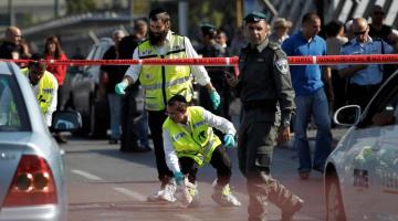  إصابة جنديين صهيونيين بعملية طعن في "تل أبيب"