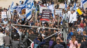 مسيرة للمستوطنين دعماً للجندي قاتل الشهيد "الشريف"