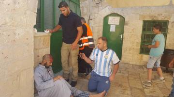 إصابات واعتقالات باقتحام الاحتلال لباحات الأقصى